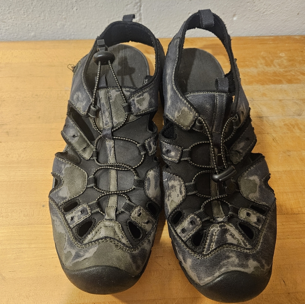 Northside Men's Burke II Closed Toe Sport Sandal Sz 12 Black Camo Bungee Closure